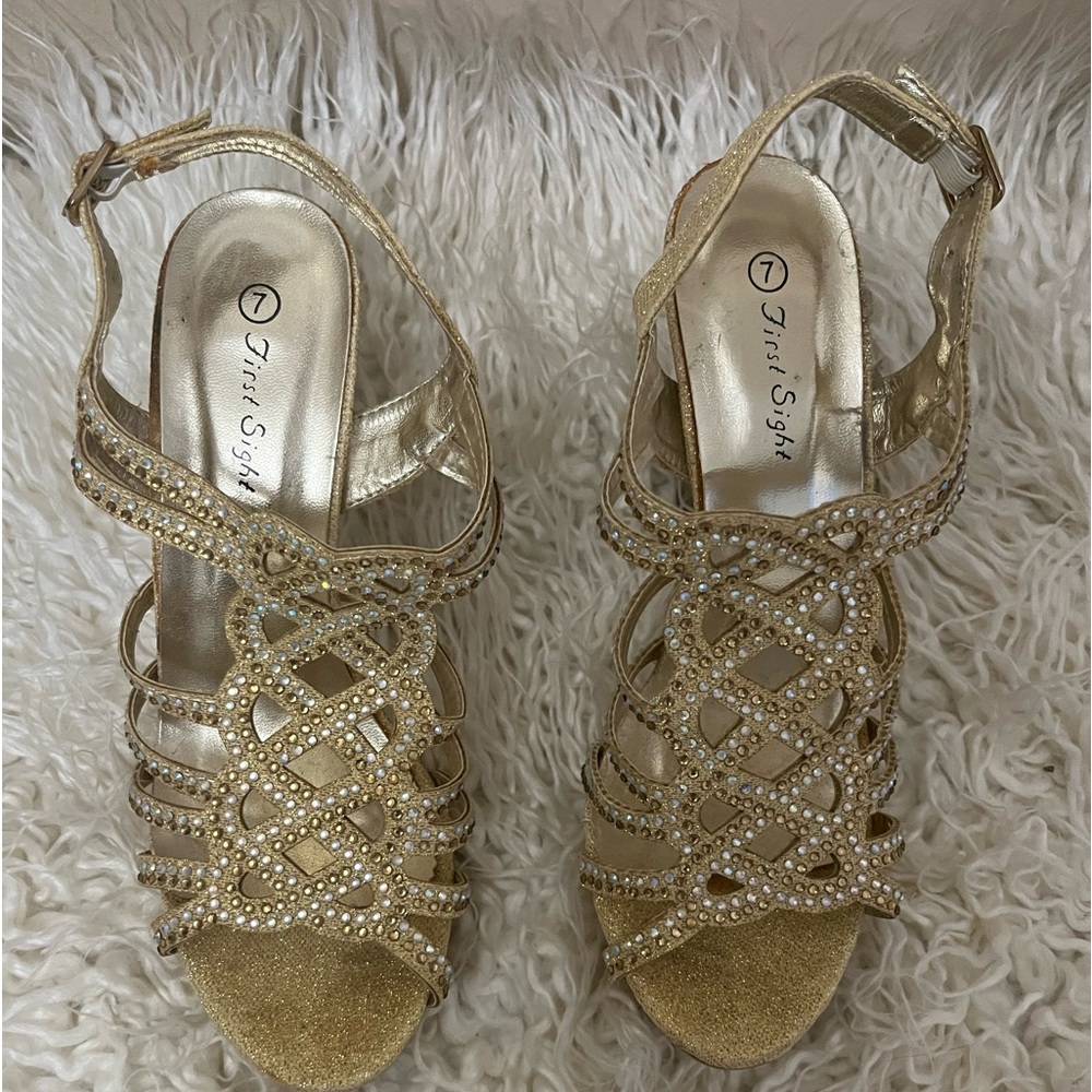 First sight size 7 gold shoes